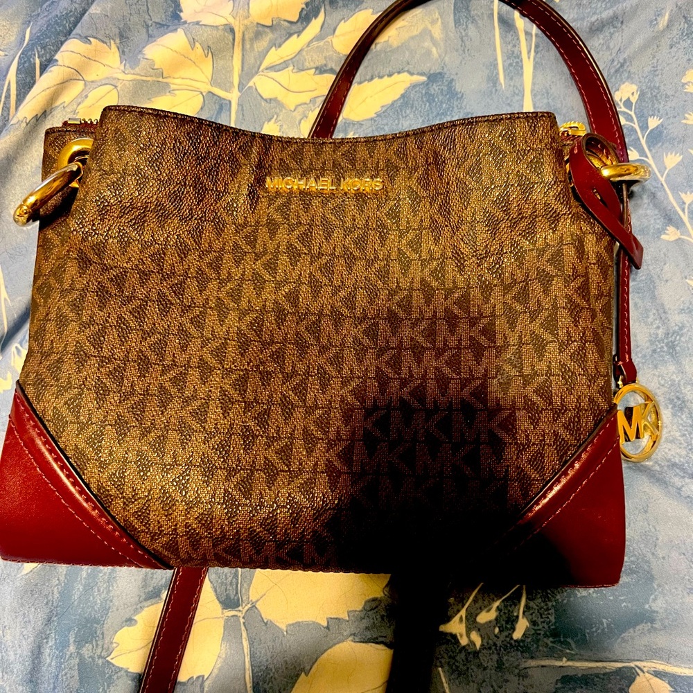 Michael Kors purse